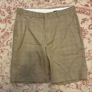 Greg Norman Men’s Golf Shorts